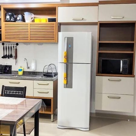 Apto Centro Ubatuba Com Varanda Gourmet, Suite E Piscina Exterior foto