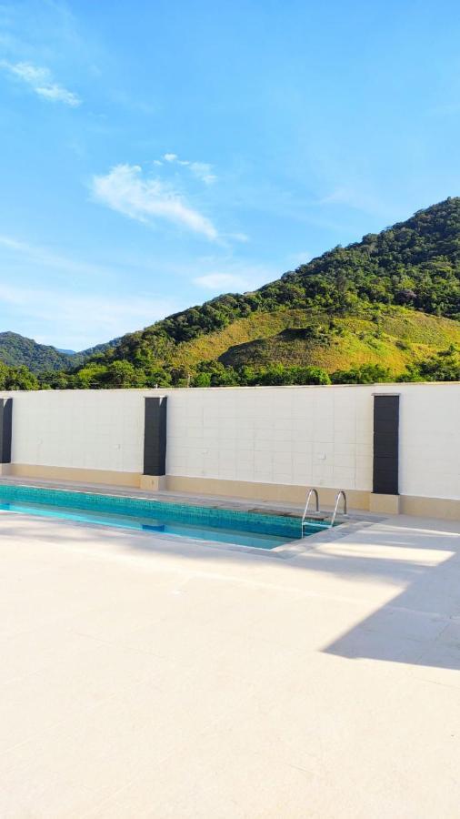Apto Centro Ubatuba Com Varanda Gourmet, Suite E Piscina Exterior foto